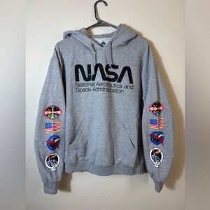 Aldrin Family Foundation NASA Gray Fleece Pullover Hoodie M Mission Patch